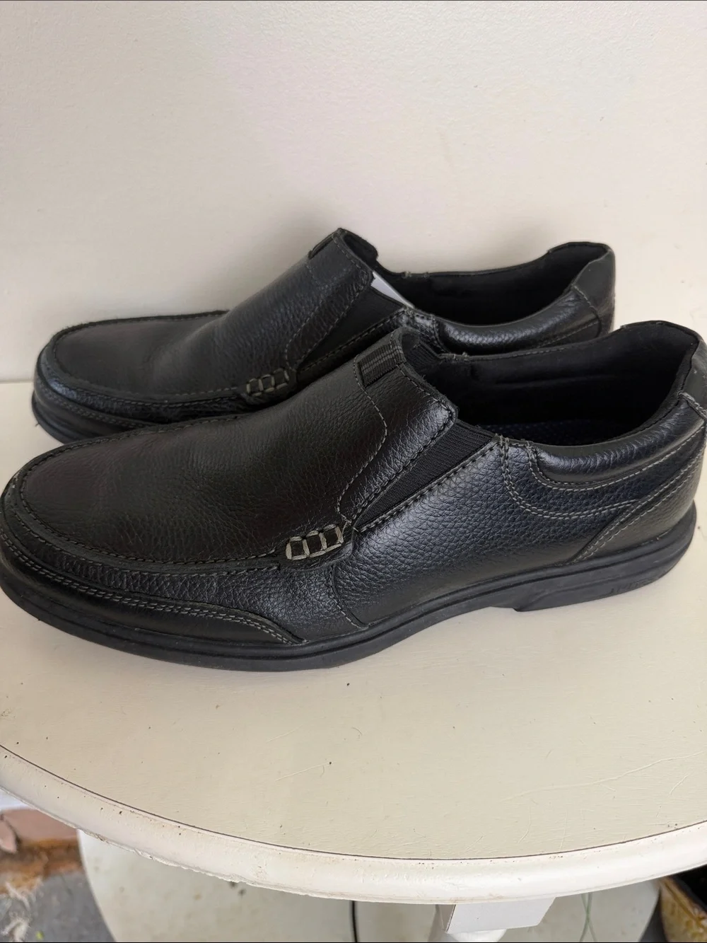 (2397) Nunn Bush Men's Black Slip-On Leather Dress Shoes, Size: 10M